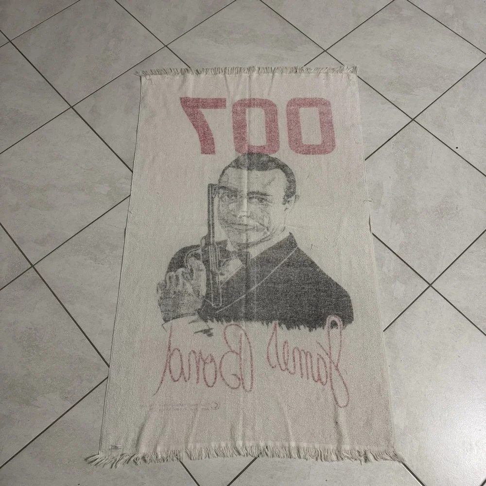 Vintage James Bond Beach Towel 007 Sean Connery 33x52 Movie Poster Portrait 60s